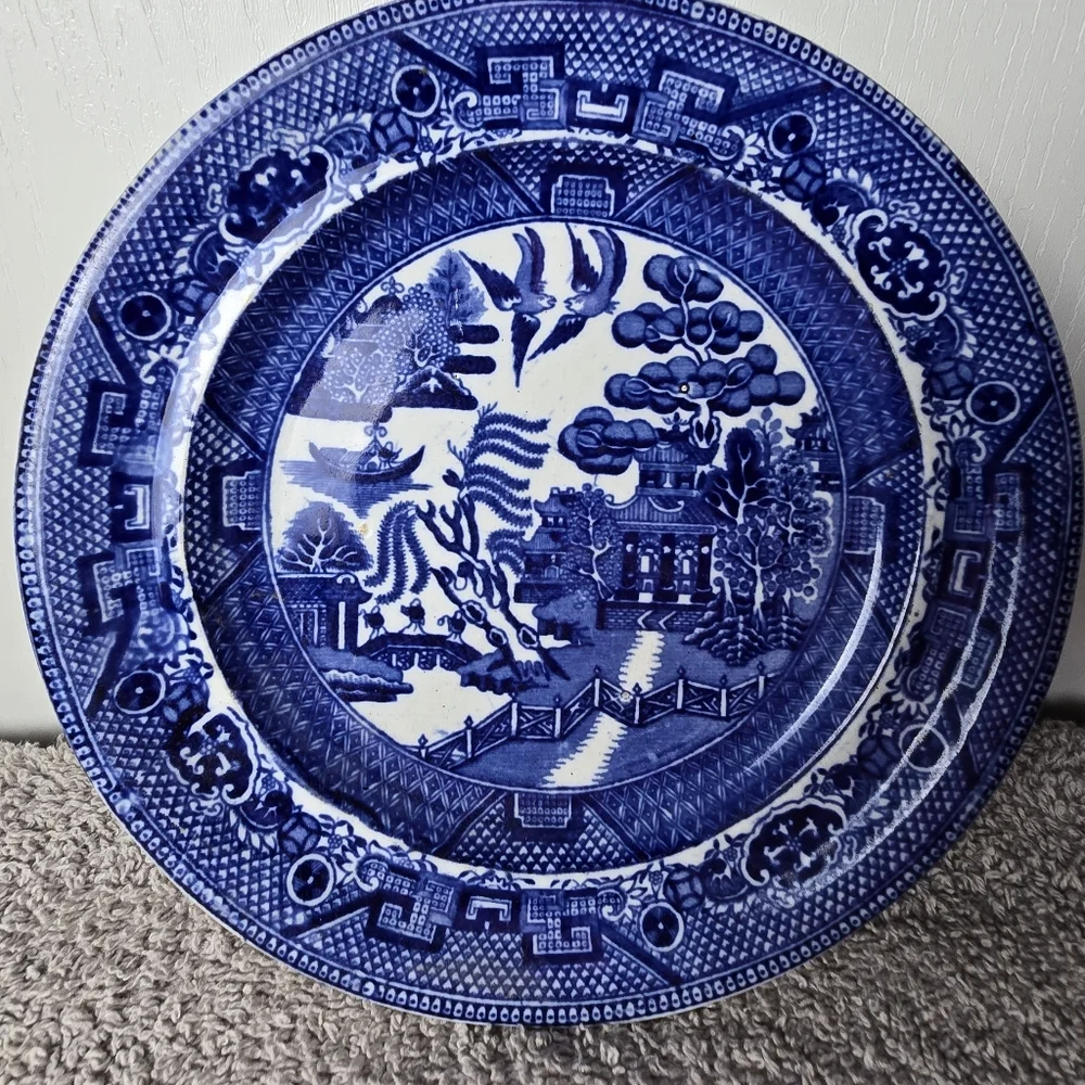 Blue Willow 7-5/8 Plate Staffordshire J.M.&S. DERP BLUE